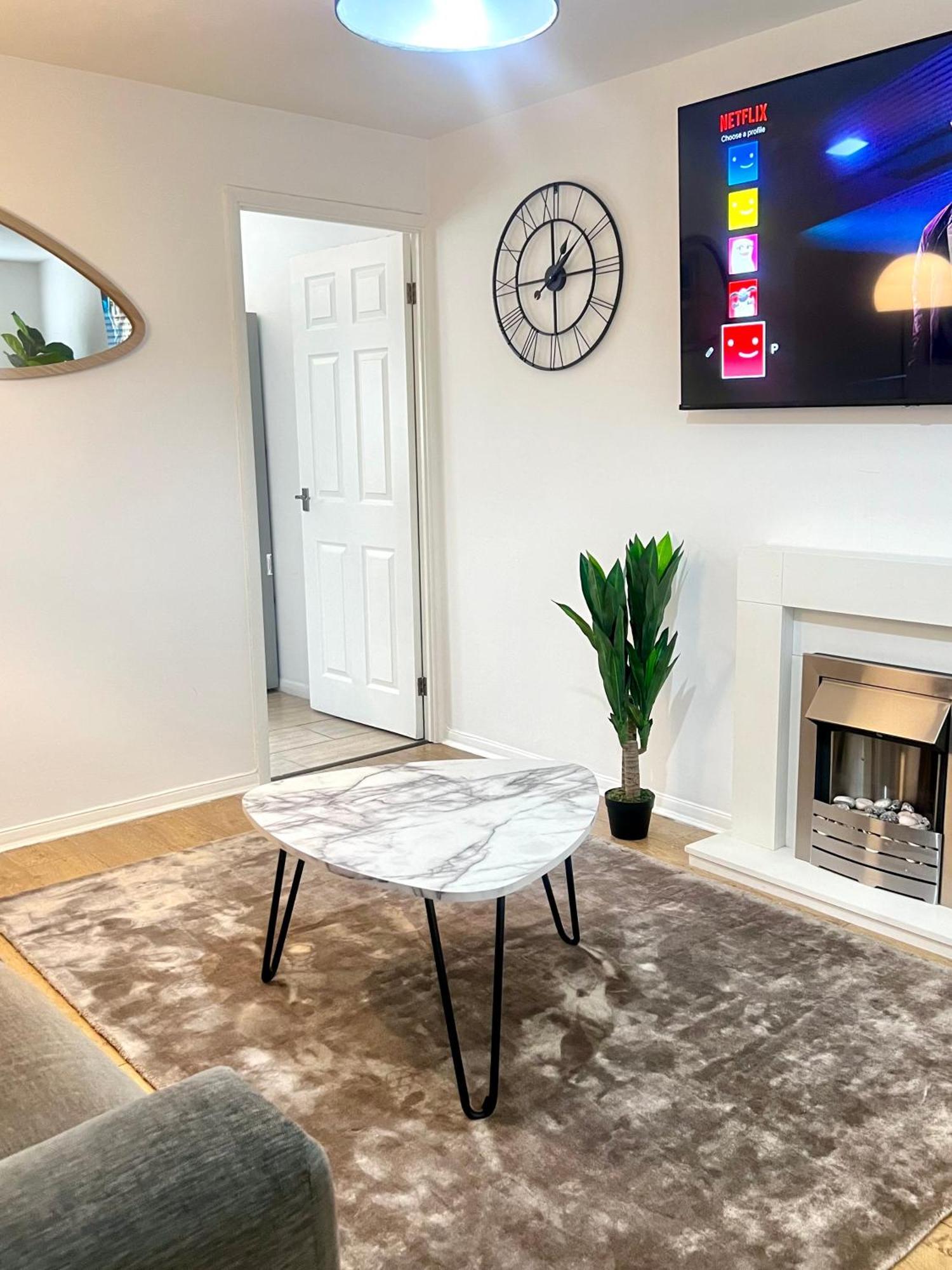 Holiday home Centre House - Pet Friendly - Free Parking - 2 Bedroom - Large Garden